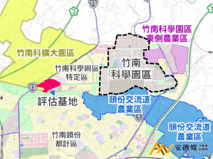 苗栗縣建請國科會竹科管理局於竹南科學園區推動園區內設立科學實驗中學，新設高中部、國中部、國小部、雙語部及幼兒園五學制，以提供竹南科學園區、銅鑼科學園區、國家衛生研究院及新竹科學園區外溢等員工子女學童就讀。(圖/苗栗縣政府)