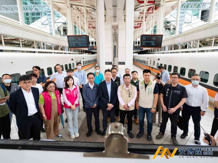 立院交委會考察高鐵左營站月台與高捷連通道辦理進度
