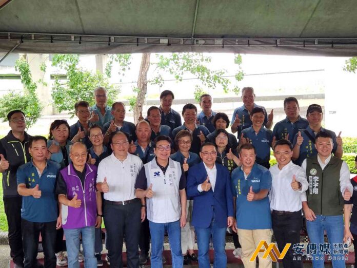 侯友宜前往五泰輕軌F07站預定地了解