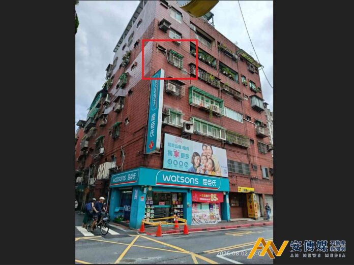 信義區老舊大樓外牆磁磚剝落 建管處開罰6萬元