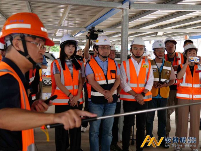 侯友宜視察國1林口交流道南出北入匝道改善工程