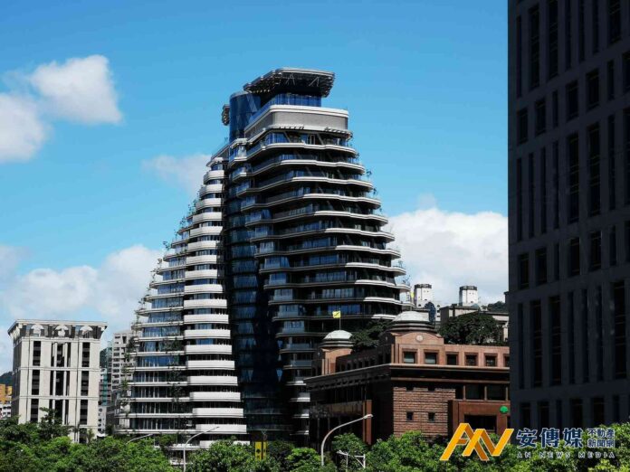 中工「內憂外患」寶佳短期內吃下逾1成股權