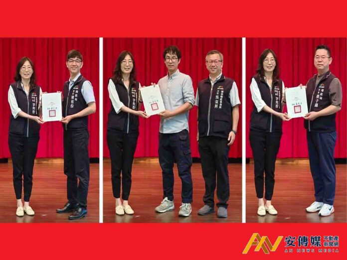 中市地政局簡政創新榮獲3項獎項 智慧地政成果備受肯定