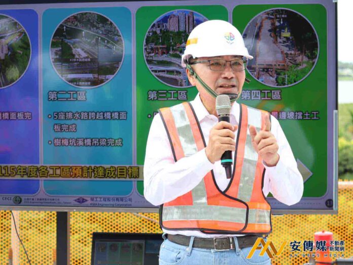 侯友宜視察淡北道路 拚2029年6月主線優先通車為目標
